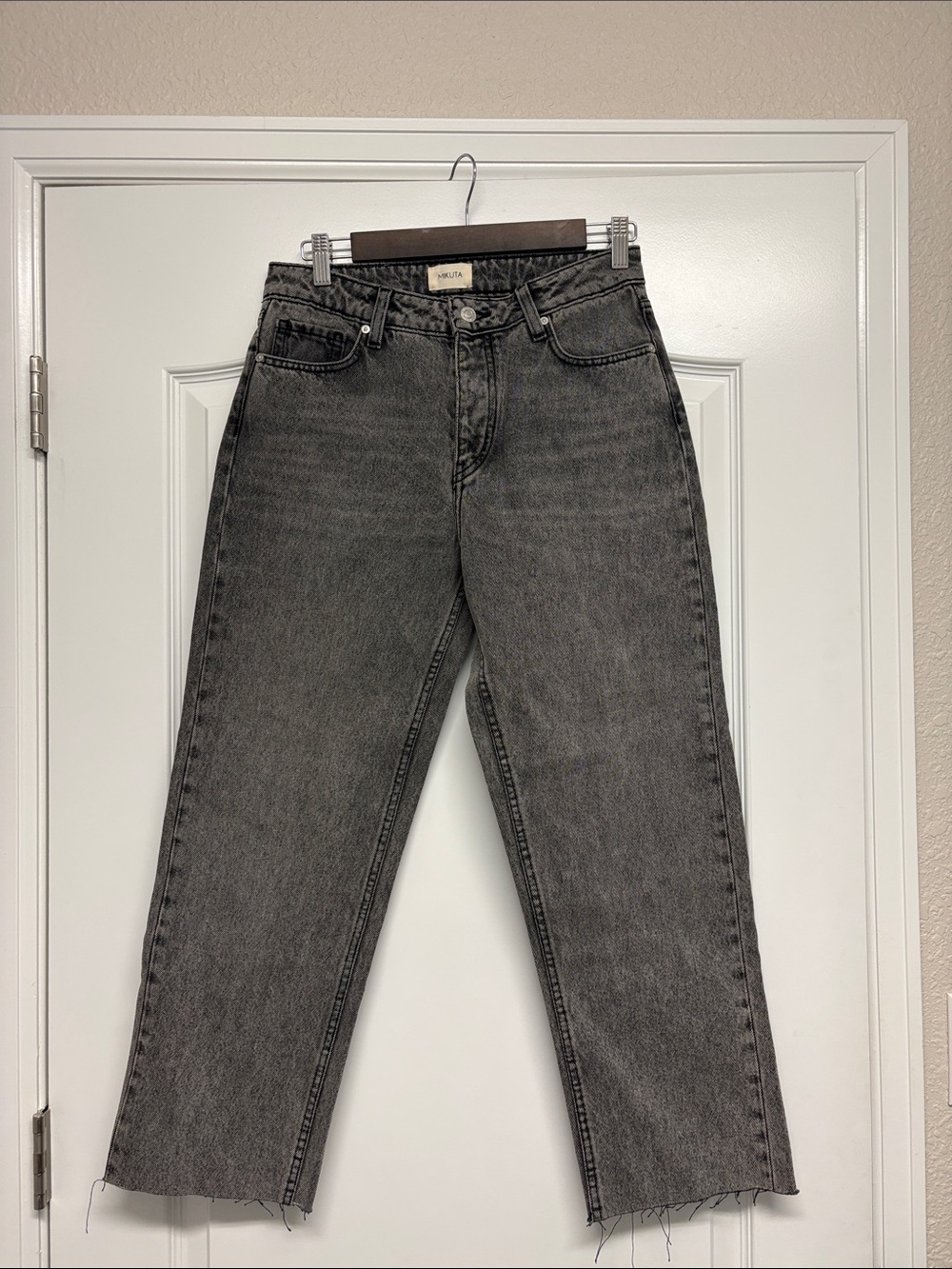 Mikuta Crop Straight Leg Black Wash